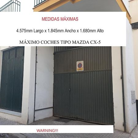 Azahar Metropol Parasol, Parking Gratis Para Coches Medianos Sevilla Buitenkant foto