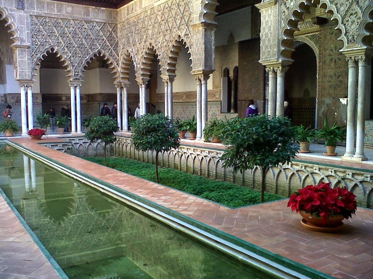 Azahar Metropol Parasol, Parking Gratis Para Coches Medianos Sevilla Buitenkant foto